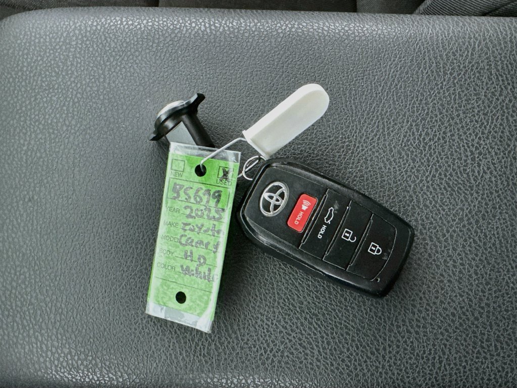 Used 2025 Toyota Camry LE FWD image 26