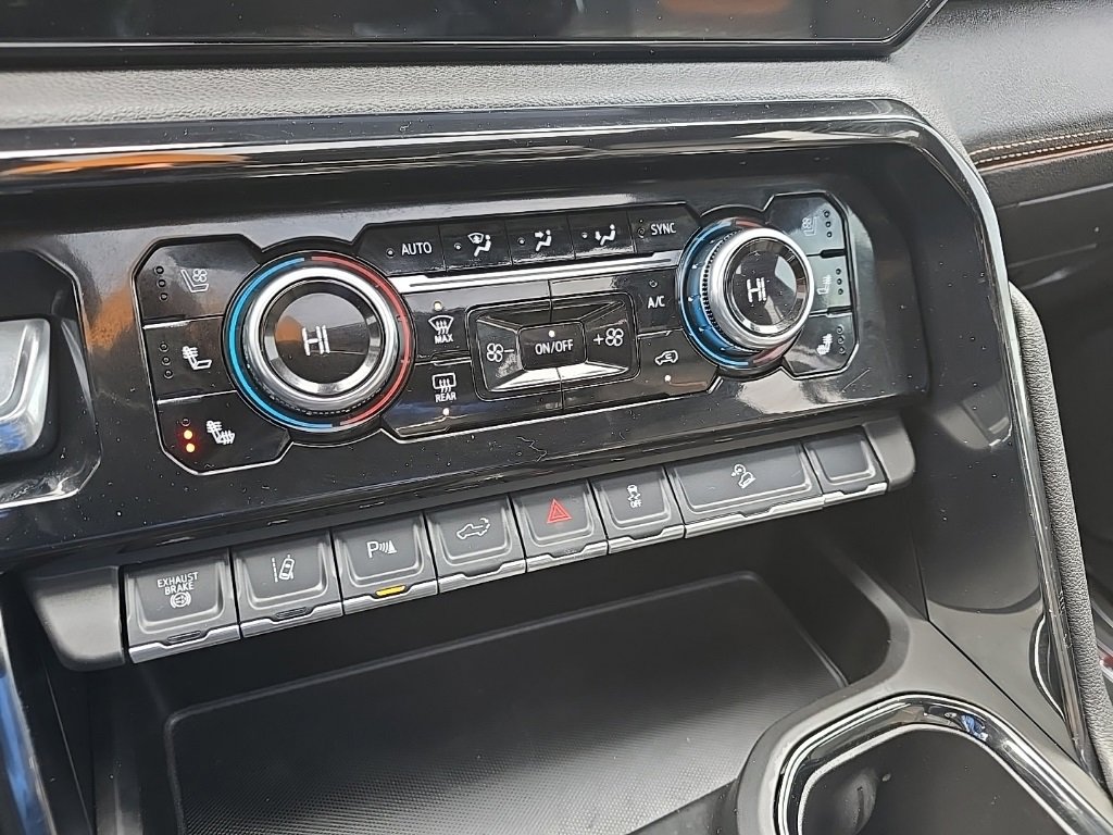 Used 2025 GMC Sierra 2500 AT4 w/ AT4 Premium Plus Package image 23