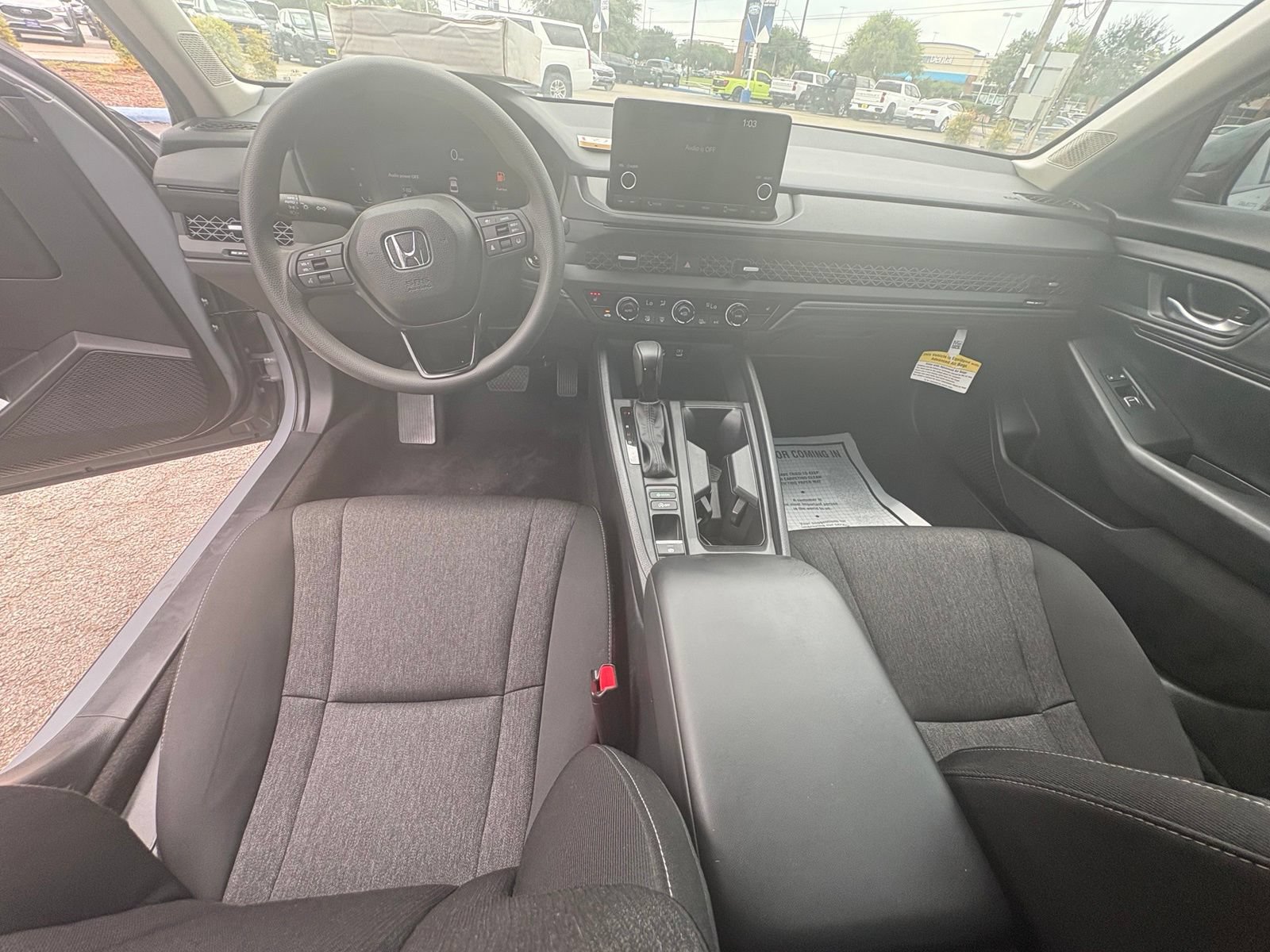 Used 2025 Honda Accord SE image 11