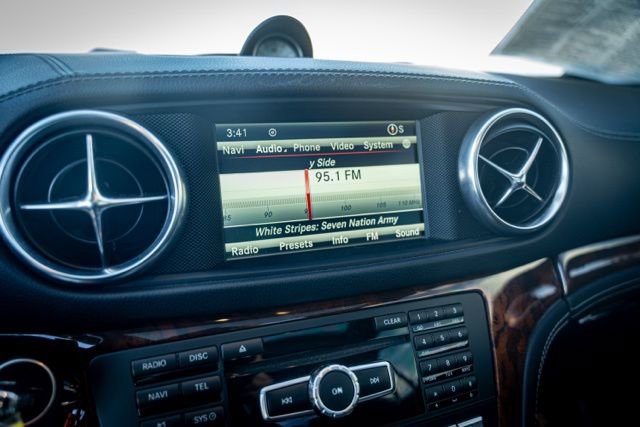 Used 2015 Mercedes-Benz SL 400 SL 400 Roadster image 31