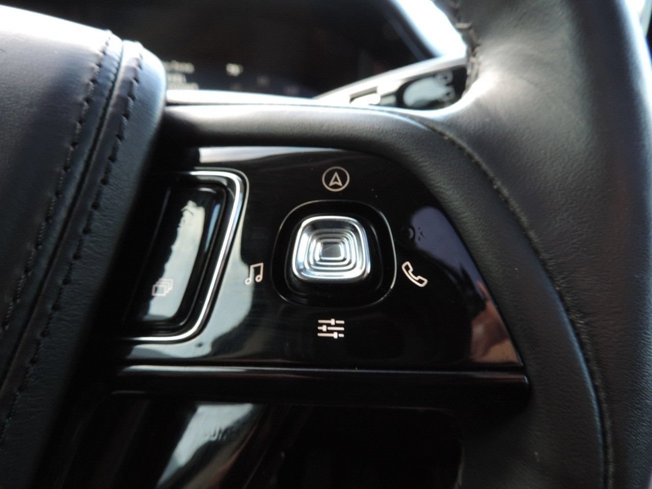 Used 2022 Lincoln Aviator Reserve w/ Elements Package Plus RWD image 30