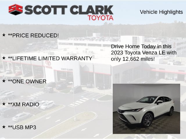 Used 2023 Toyota Venza LE AWD/4WD image 12