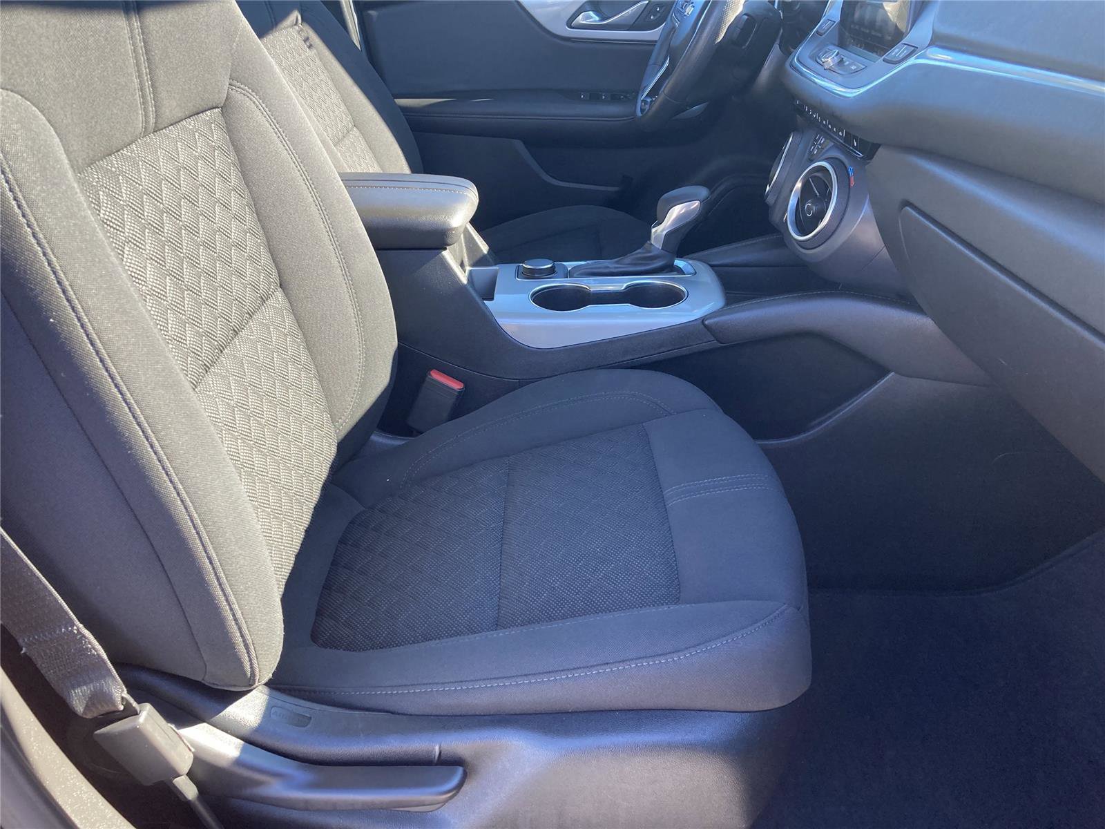 Used 2022 Chevrolet Blazer LT image 29