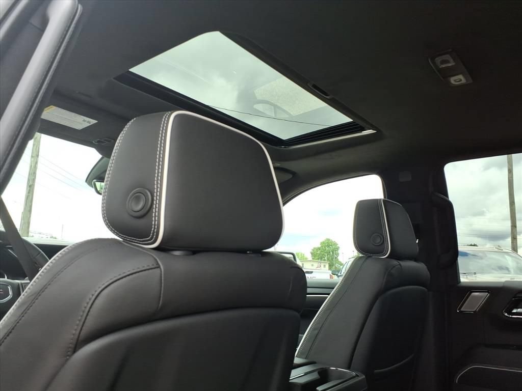 New 2026 GMC Sierra 1500 AT4X AWD/4WD image 16