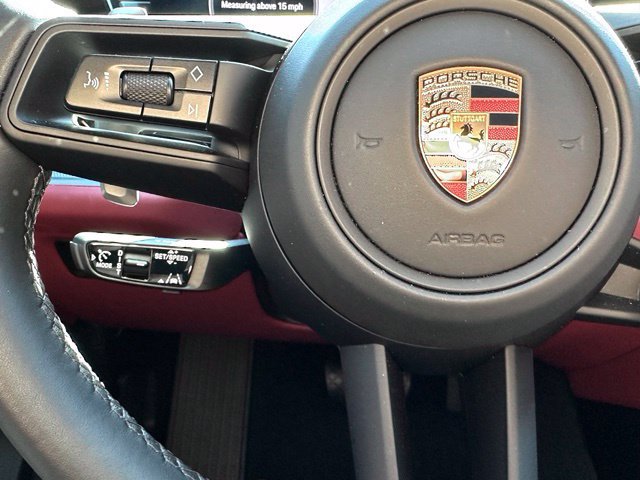 Used 2024 Porsche Cayenne Coupe AWD/4WD image 18