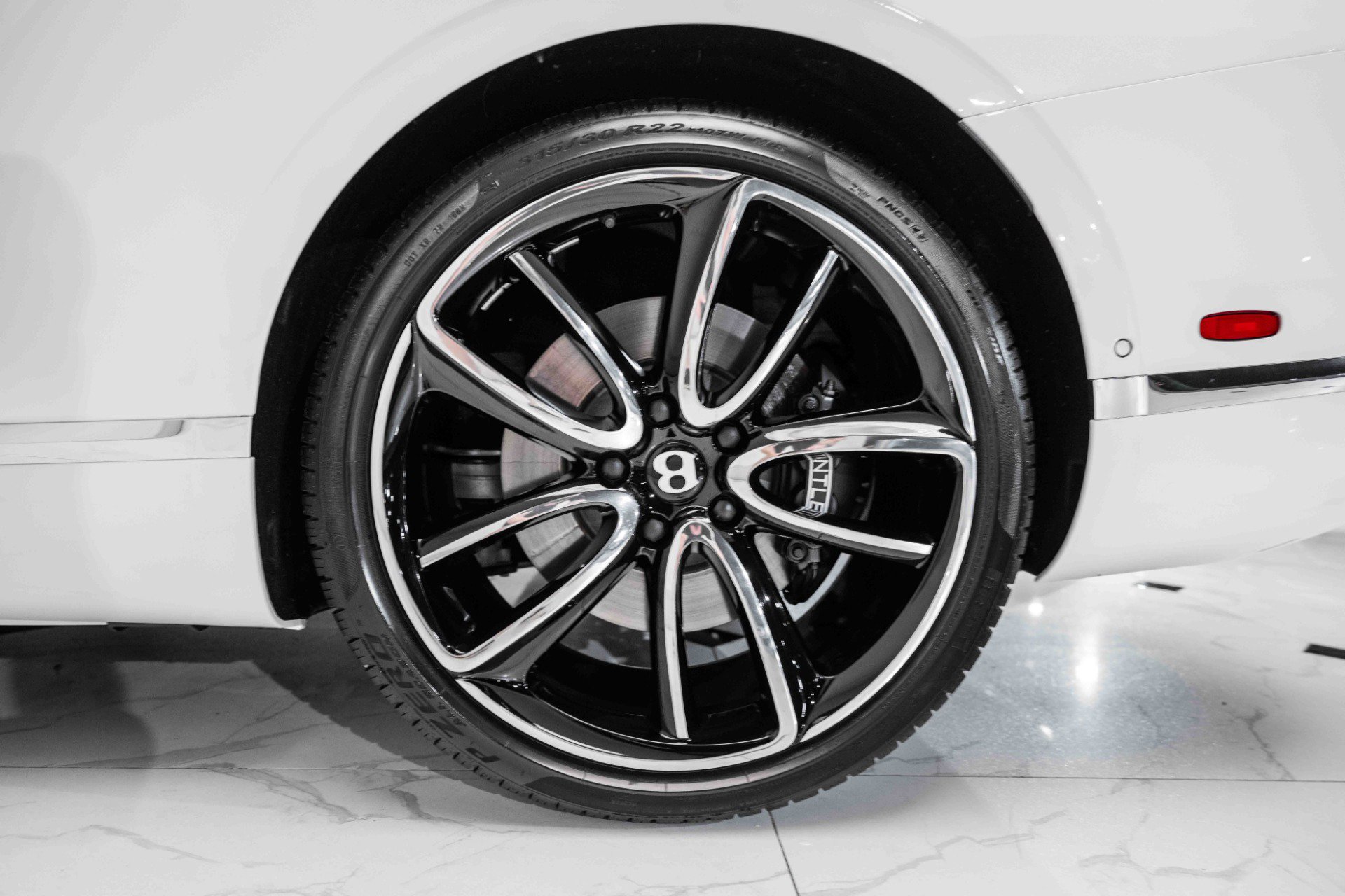 Used 2022 Bentley Continental GT image 13