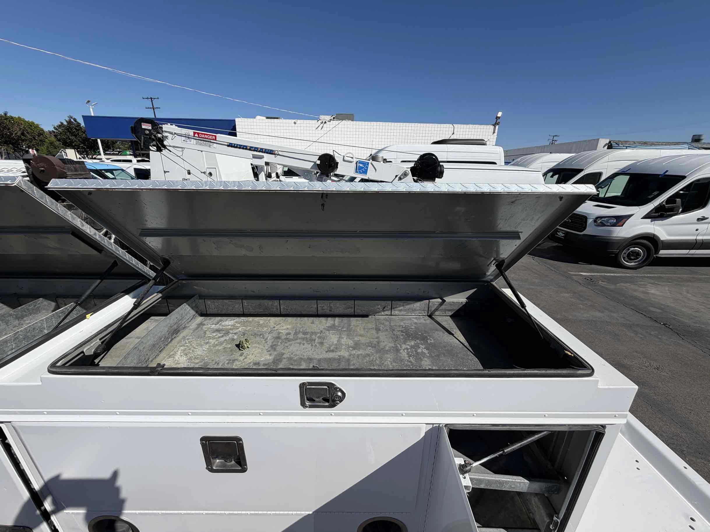 Used 2017 GMC Sierra 3500 2WD Regular Cab image 29