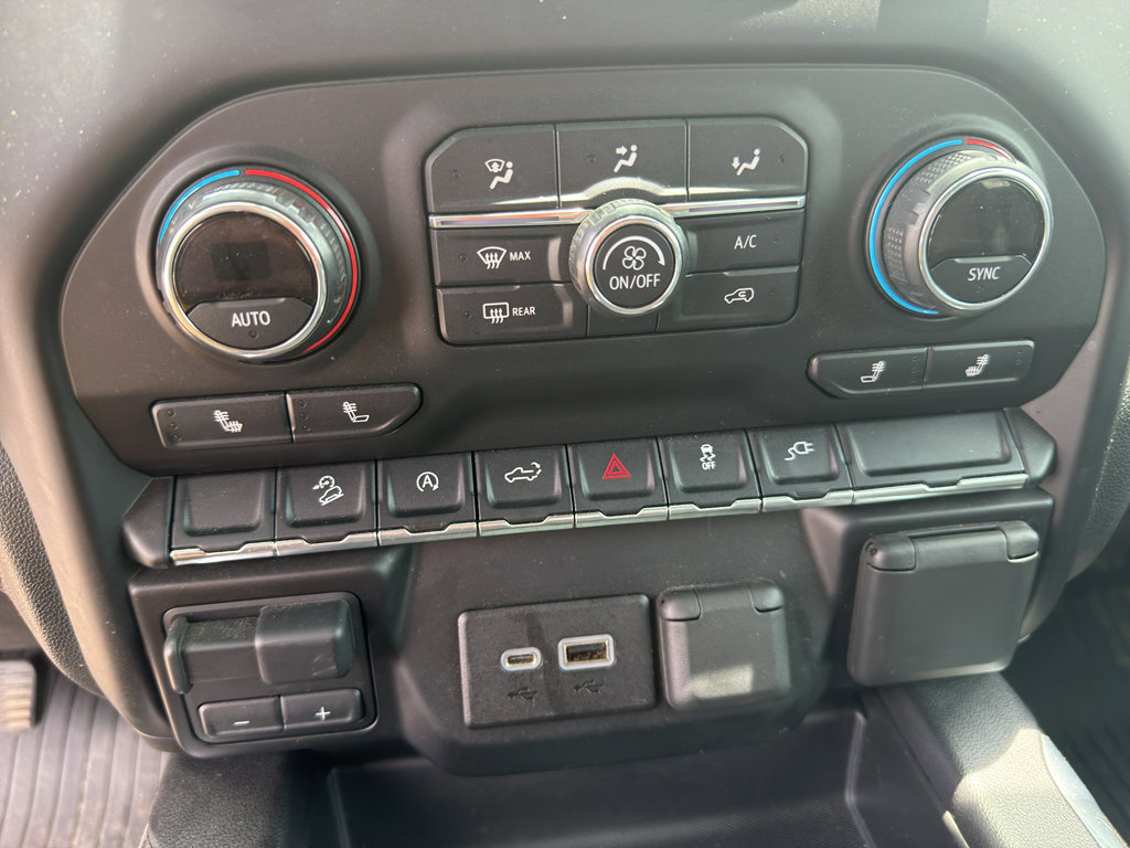 Used 2019 Chevrolet Silverado 1500 LT Trail Boss AWD/4WD image 12