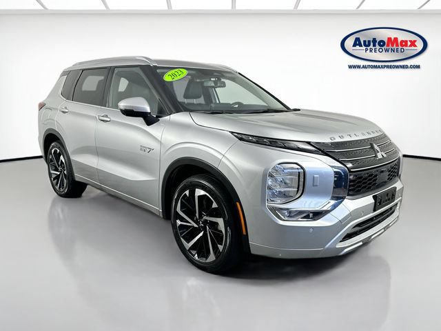 Used 2023 Mitsubishi Outlander SEL AWD/4WD image 1