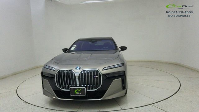 Used 2024 BMW i7 M70 w/ Executive Package image 65