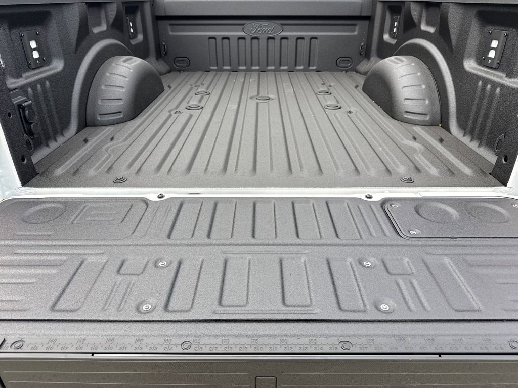 New 2026 Ford F250 Lariat AWD/4WD image 23