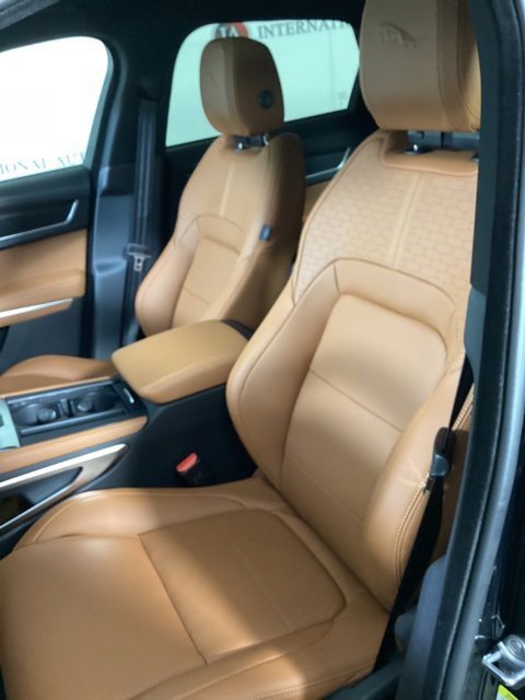 New 2026 Jaguar F-PACE R-Dynamic S image 10