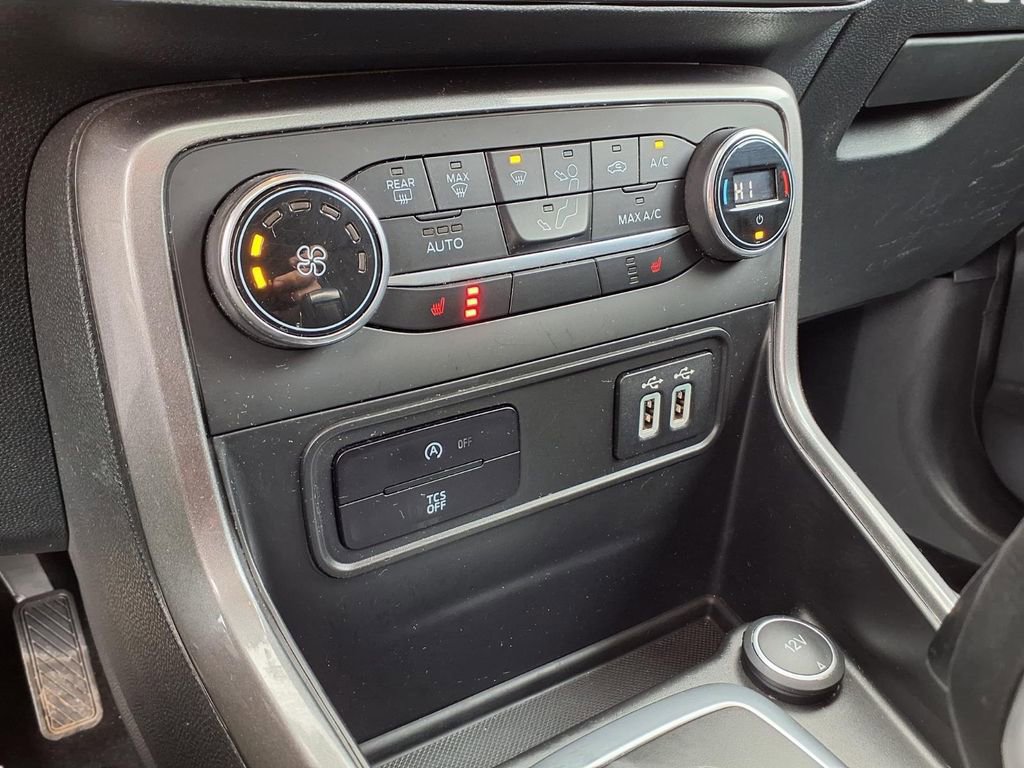 Used 2022 Ford EcoSport SE w/ SE Convenience Package image 17