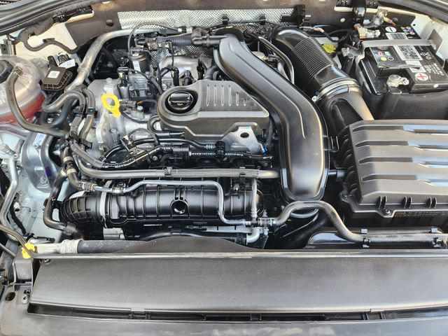 Used 2023 Volkswagen Jetta Sport FWD image 31