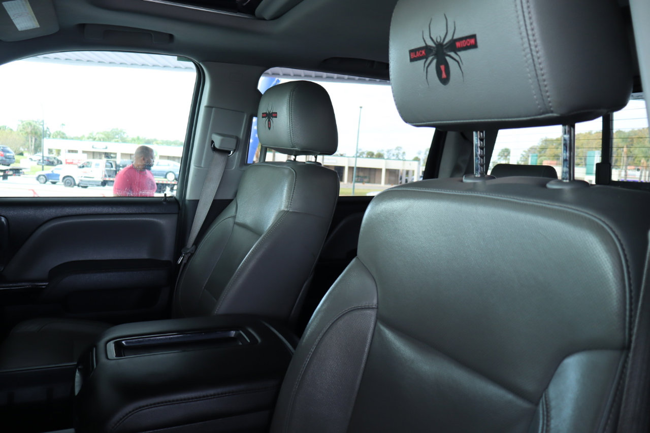 Used 2015 Chevrolet Silverado 2500 LTZ w/ Duramax Plus Package image 16