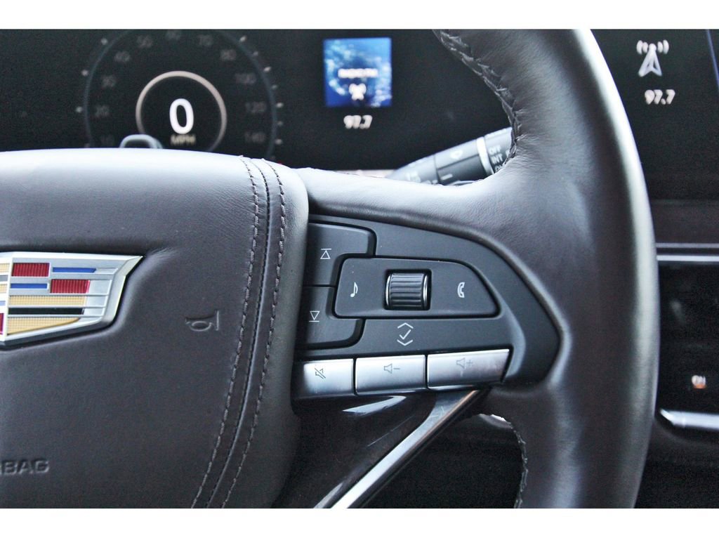 Used 2021 Cadillac Escalade Sport Platinum AWD/4WD image 17