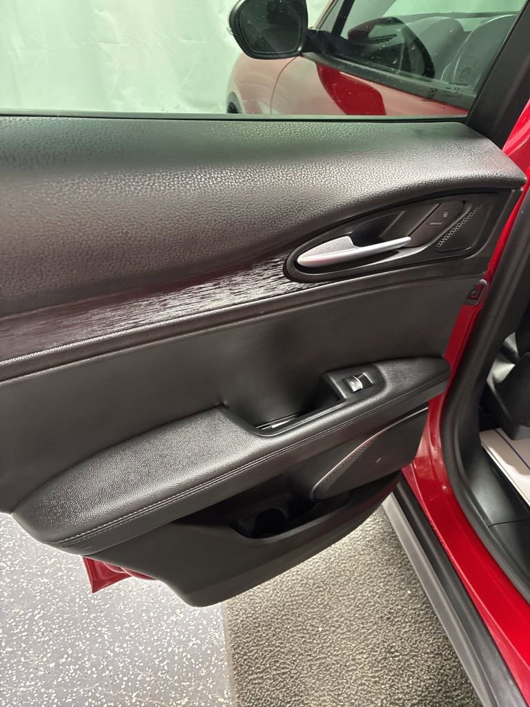 Used 2022 Alfa Romeo Stelvio Sprint image 25