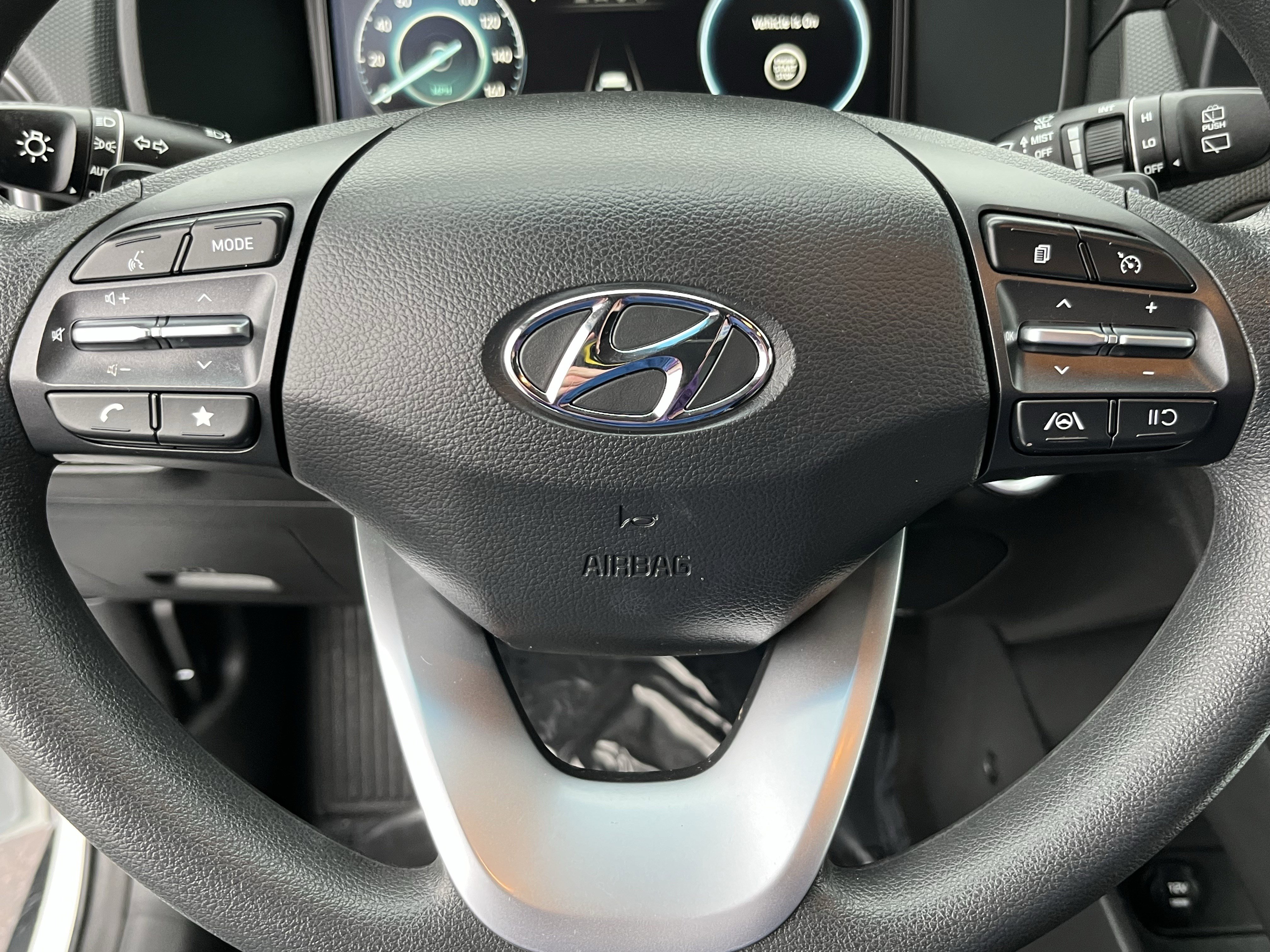 Certified 2023 Hyundai Kona SE image 17