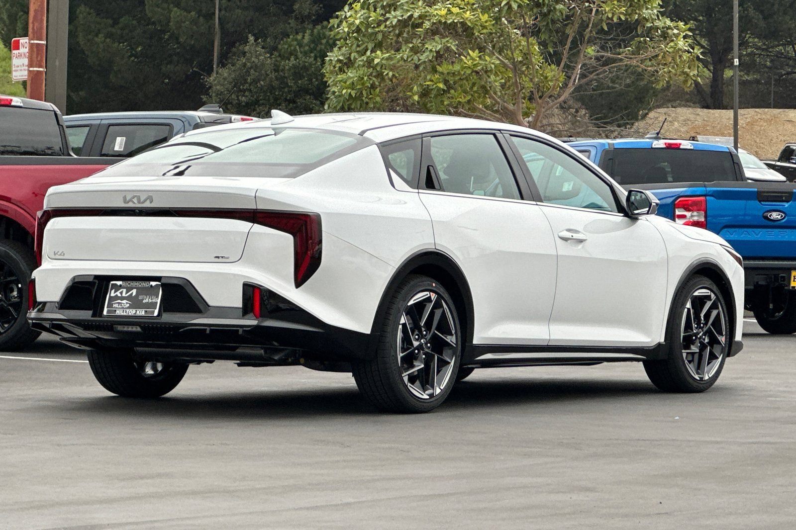New 2026 Kia K4 GT-Line Turbo FWD image 4