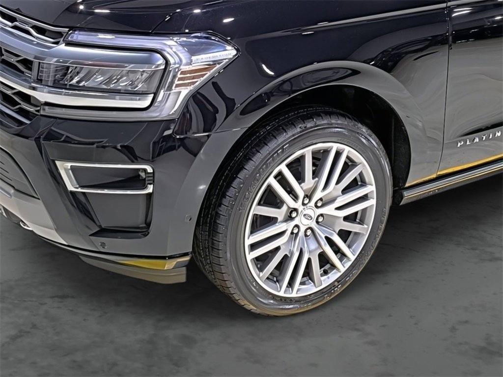 Used 2022 Ford Expedition Platinum image 7