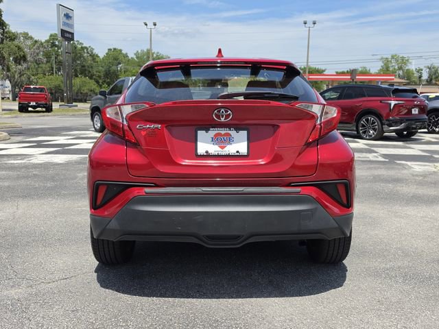 Used 2020 Toyota C-HR XLE FWD image 4