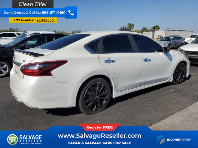 Used 2017 Nissan Altima 2.5 SR w/ Midnight Edition Package image 4