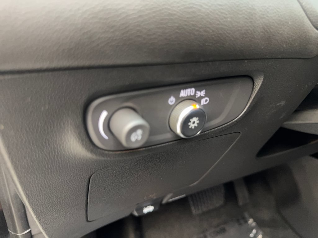Used 2025 Buick Encore GX Sport Touring w/ Comfort Package FWD image 55