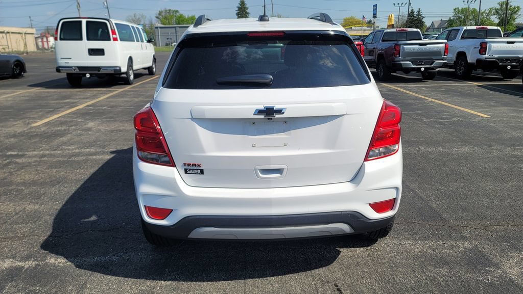 Used 2019 Chevrolet Trax LT w/ Redline Edition FWD image 6