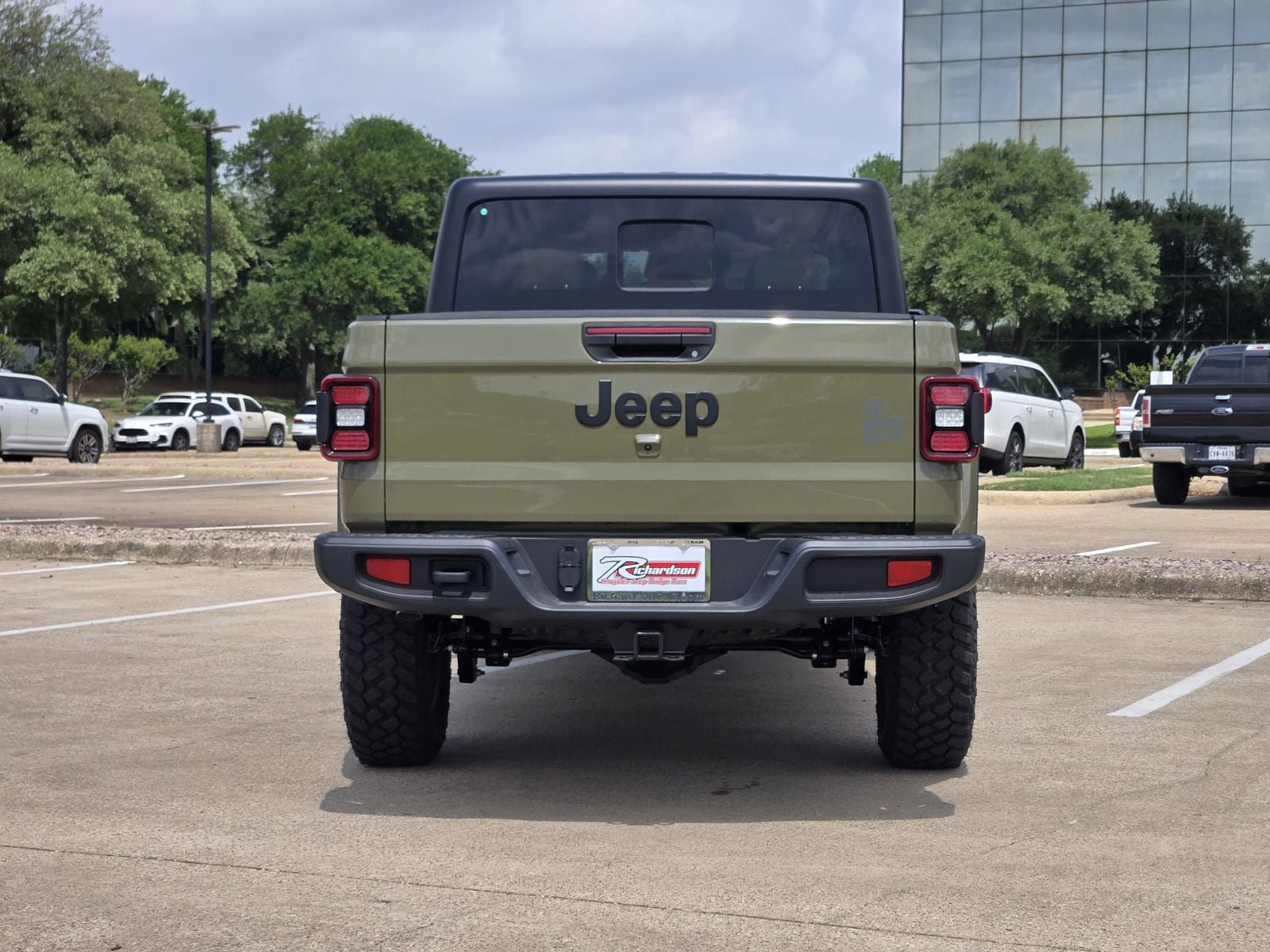 New 2026 Jeep Gladiator Willys AWD/4WD image 5