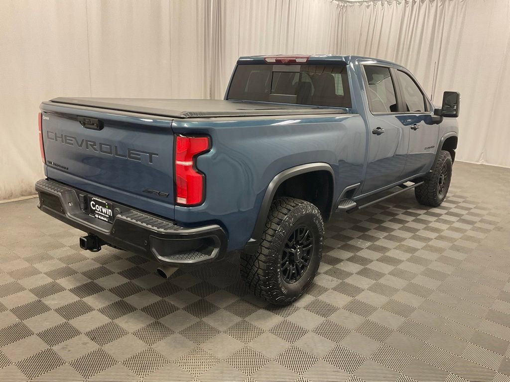 Used 2024 Chevrolet Silverado 2500 ZR2 w/ Technology Package video 3