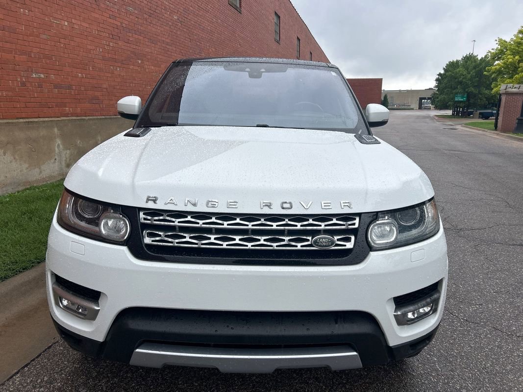Used 2017 Land Rover Range Rover Sport HSE image 5
