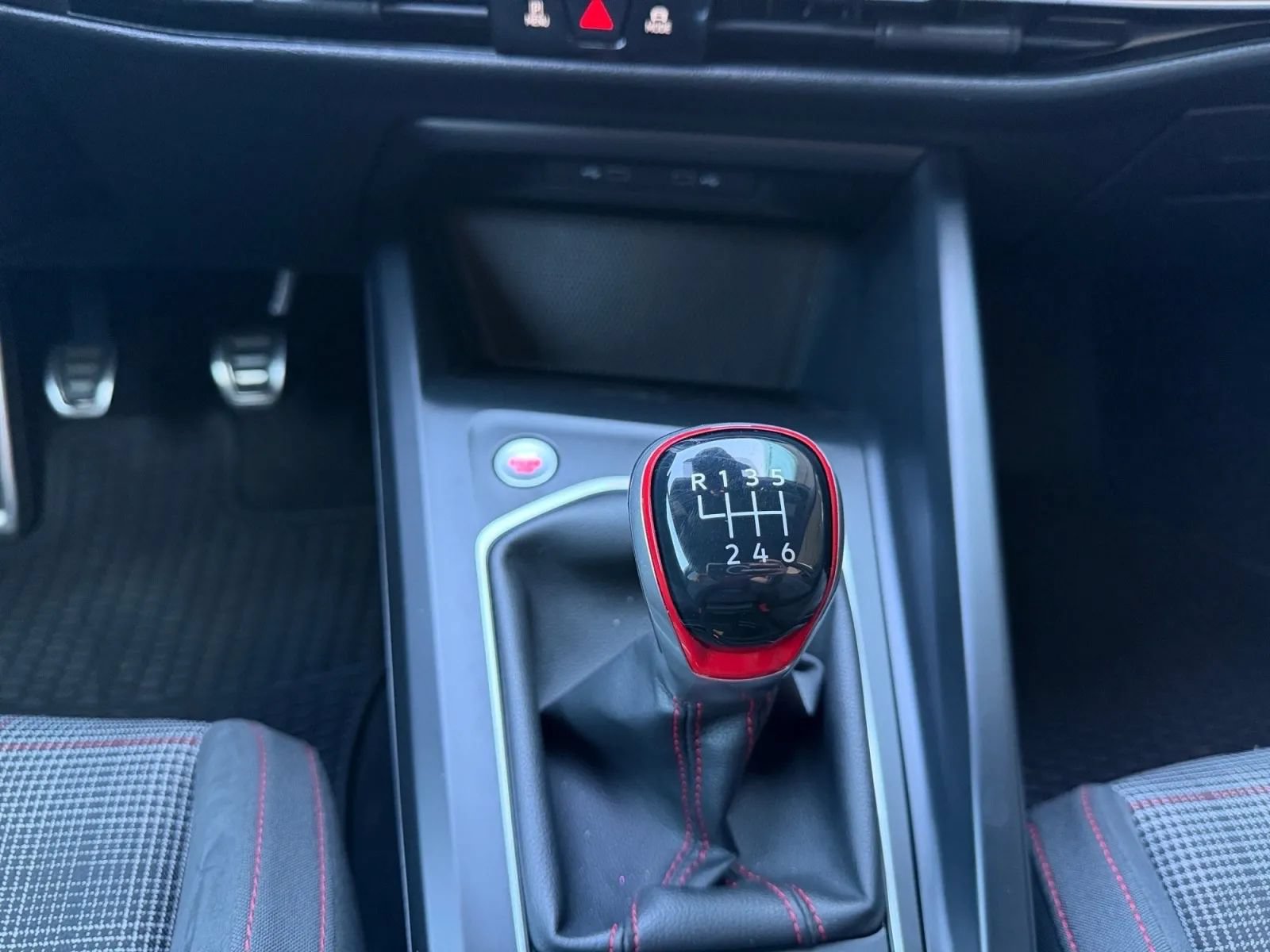 Used 2022 Volkswagen GTI S FWD image 20