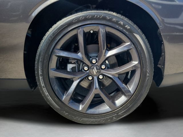 Used 2022 Dodge Challenger R/T w/ Blacktop Package RWD image 10