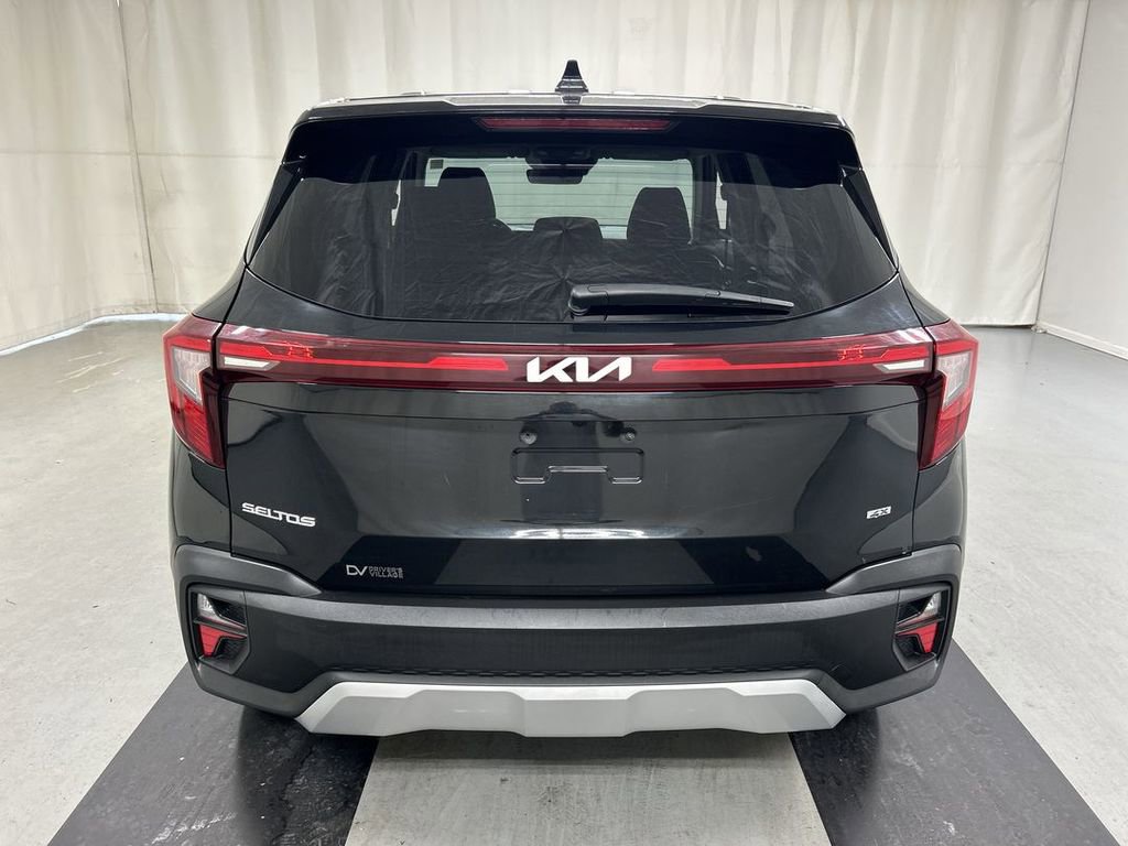 Certified 2024 Kia Seltos LX AWD/4WD image 20
