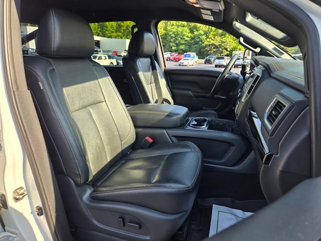 Used 2018 Nissan Titan SL w/ Midnight Edition AWD/4WD image 21