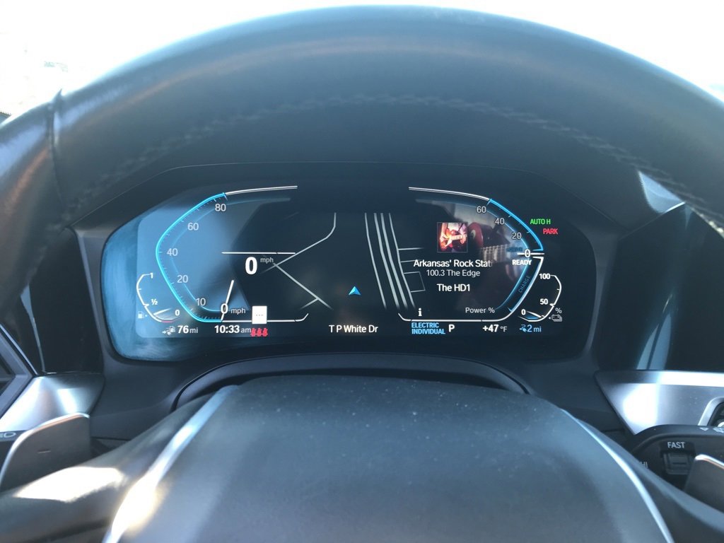 Used 2022 BMW 330e xDrive w/ Driving Assistance Package image 11