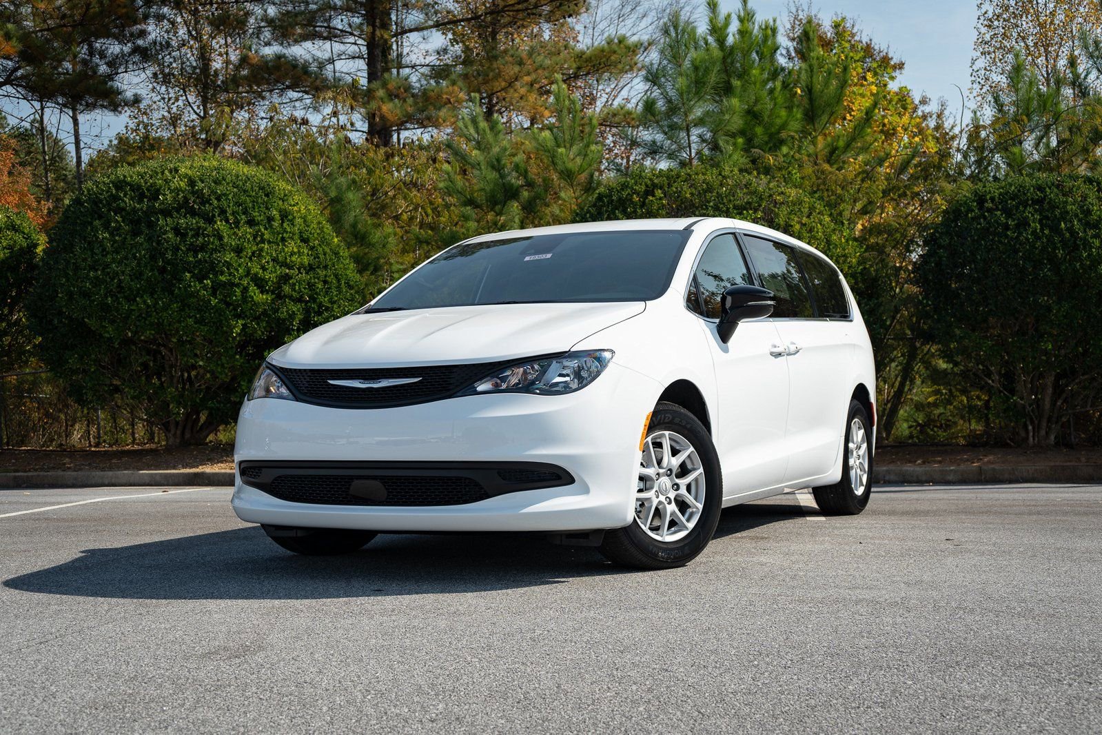 New 2026 Chrysler Voyager LX