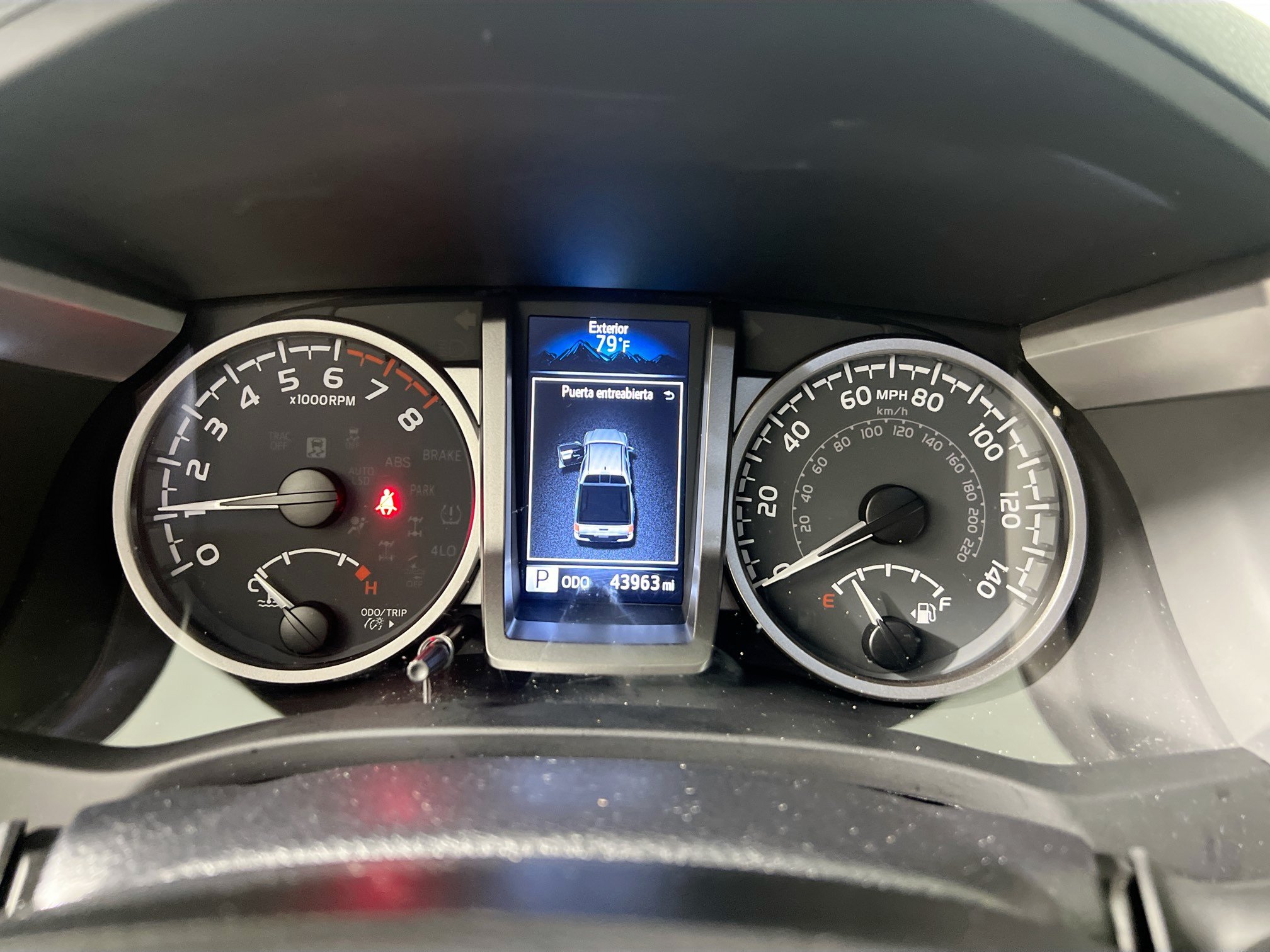 Used 2022 Toyota Tacoma SR5 w/ Technology Package RWD image 21
