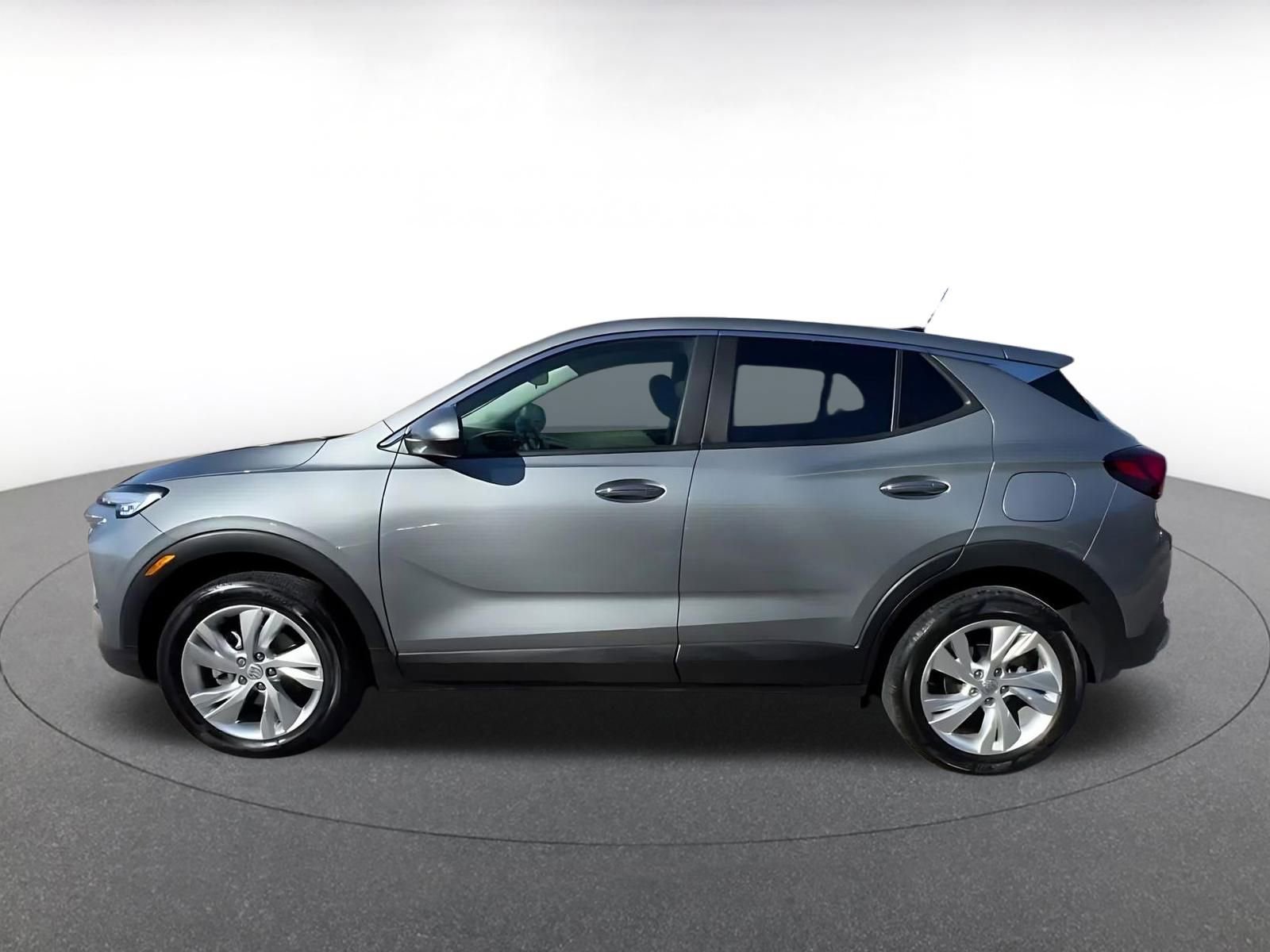 Used 2025 Buick Encore GX Preferred image 9