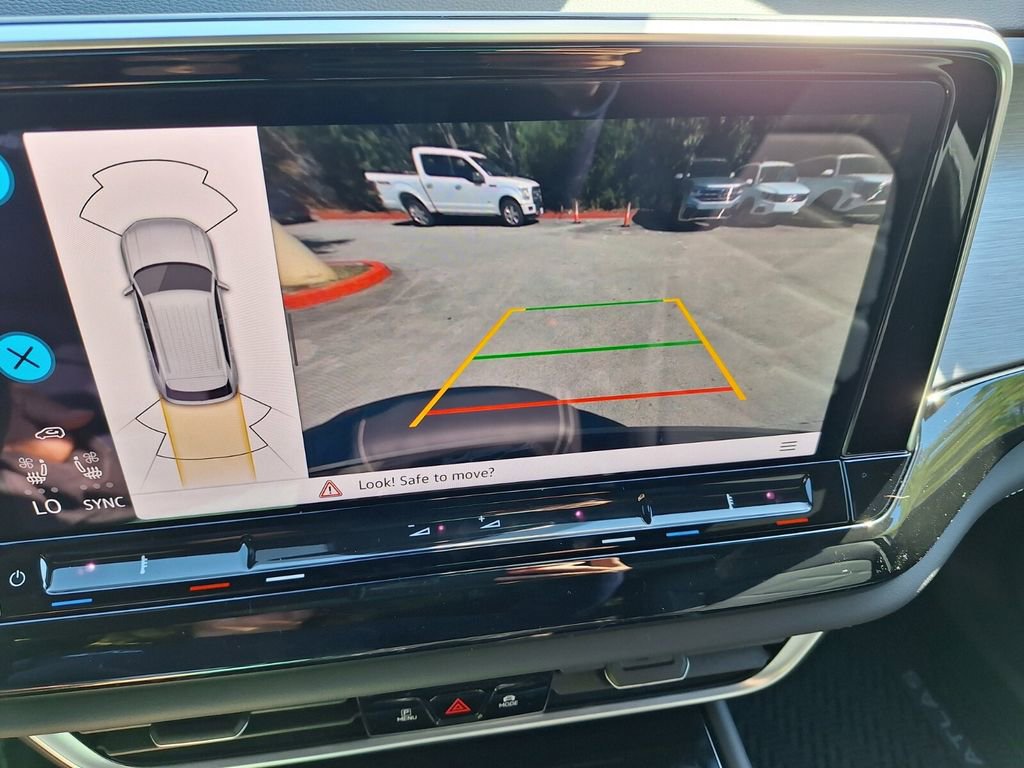 New 2026 Volkswagen Atlas Cross Sport SE image 16