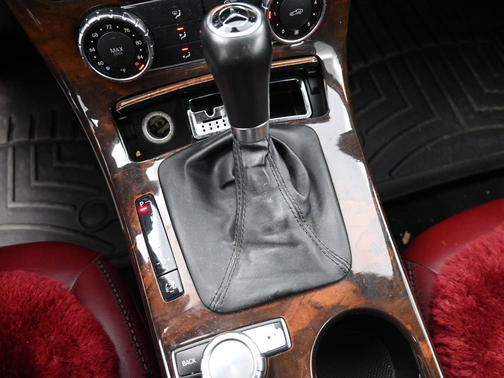 Used 2012 Mercedes-Benz SLK 350 image 17