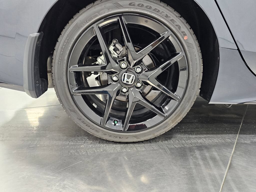 Certified 2025 Honda Civic Sport image 9