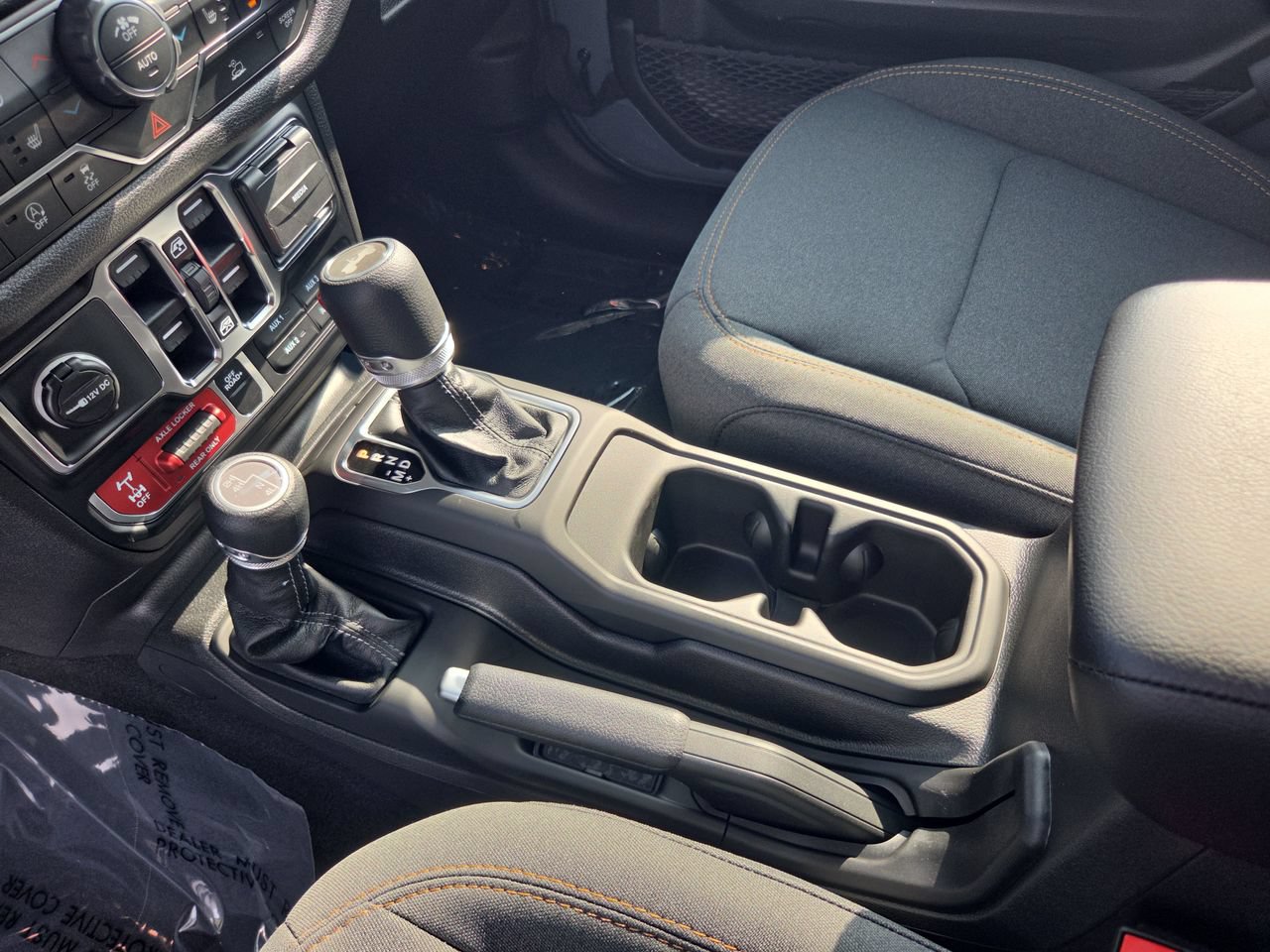 New 2026 Jeep Wrangler Unlimited Sport AWD/4WD image 33
