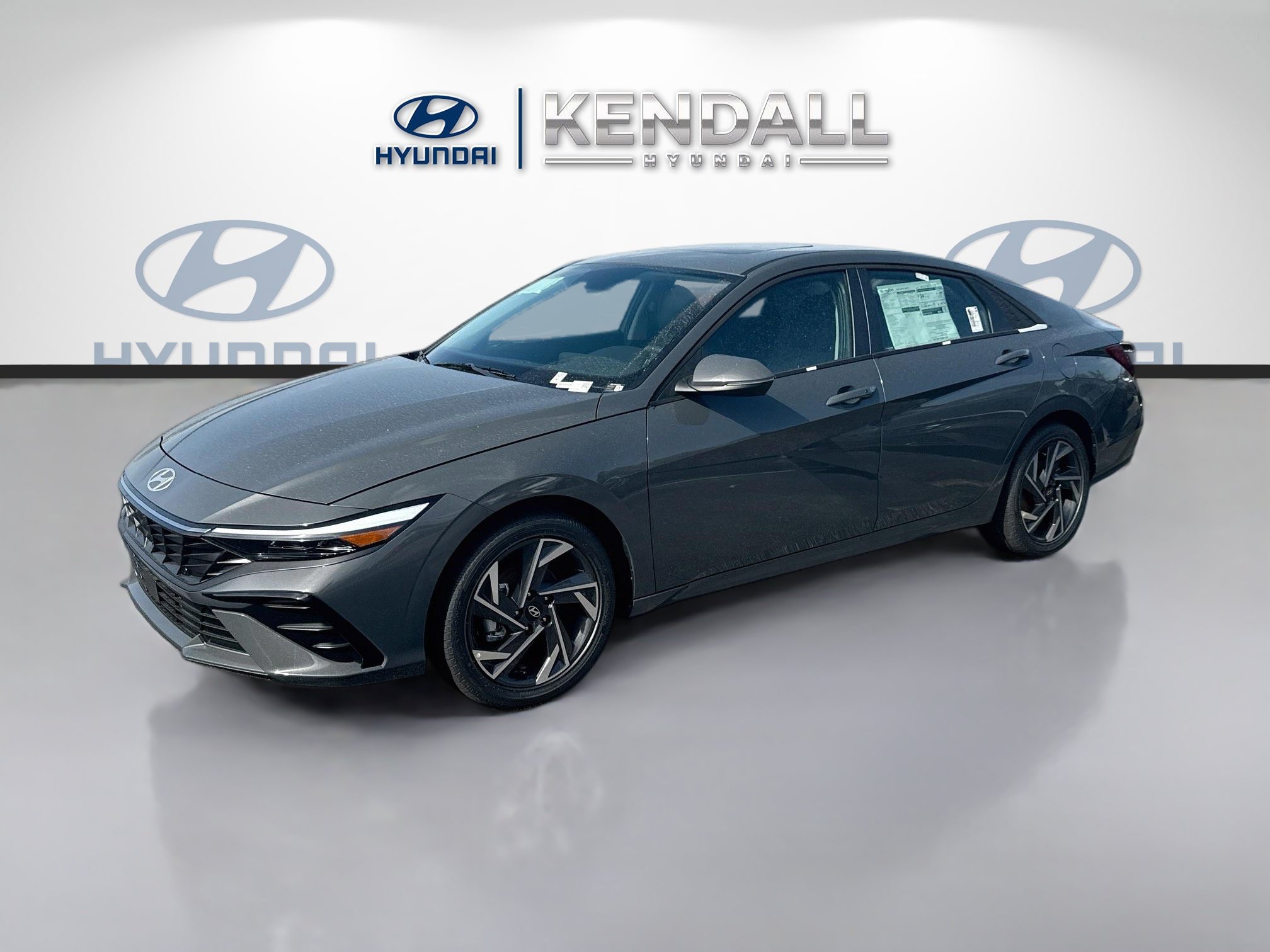 New 2026 Hyundai Elantra Limited FWD image 3