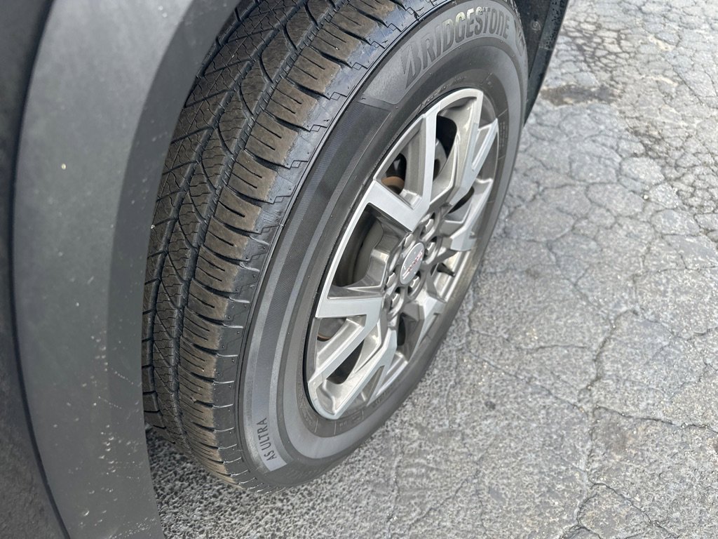 Used 2020 GMC Acadia SLE image 7