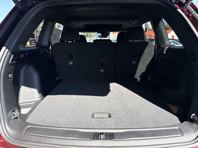 New 2026 Jeep Grand Cherokee Laredo AWD/4WD image 24