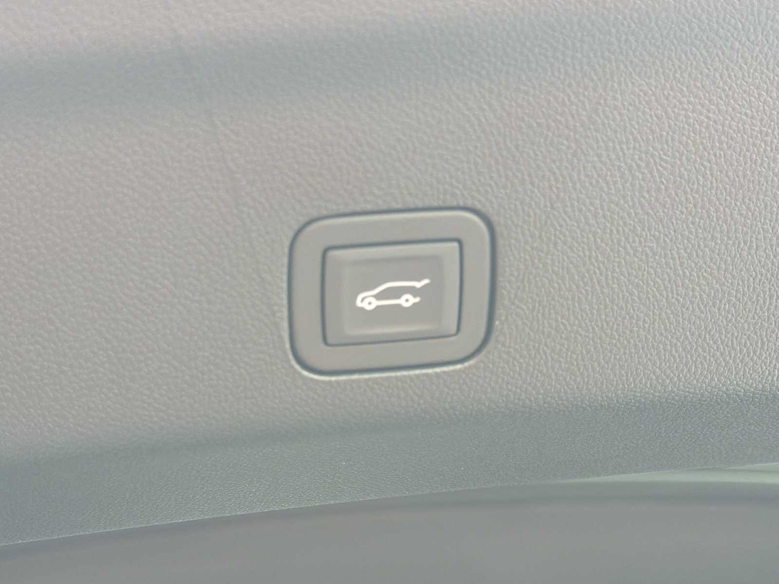 New 2026 GMC Yukon Denali Ultimate AWD/4WD image 29