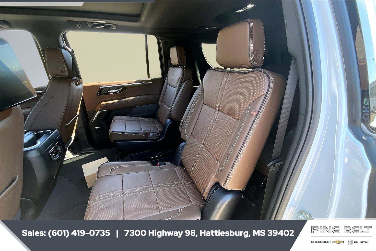 New 2026 Chevrolet Suburban High Country image 19