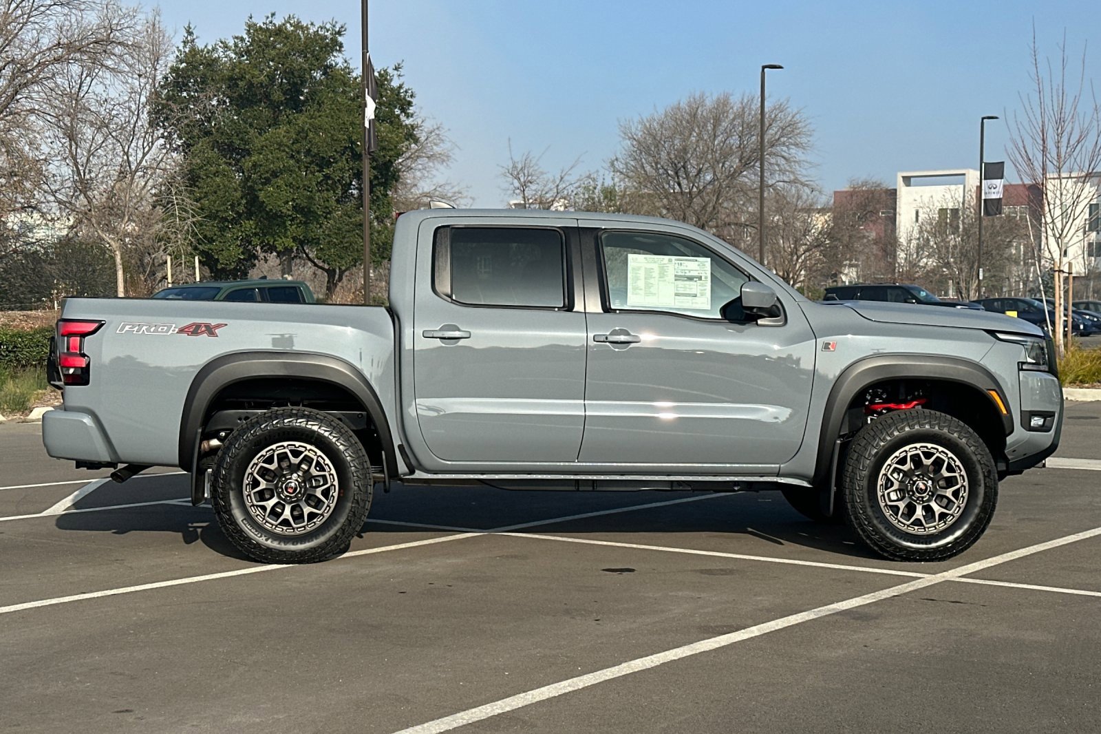 New 2026 Nissan Frontier PRO-4X w/ Pro-4x Convenience Package image 3