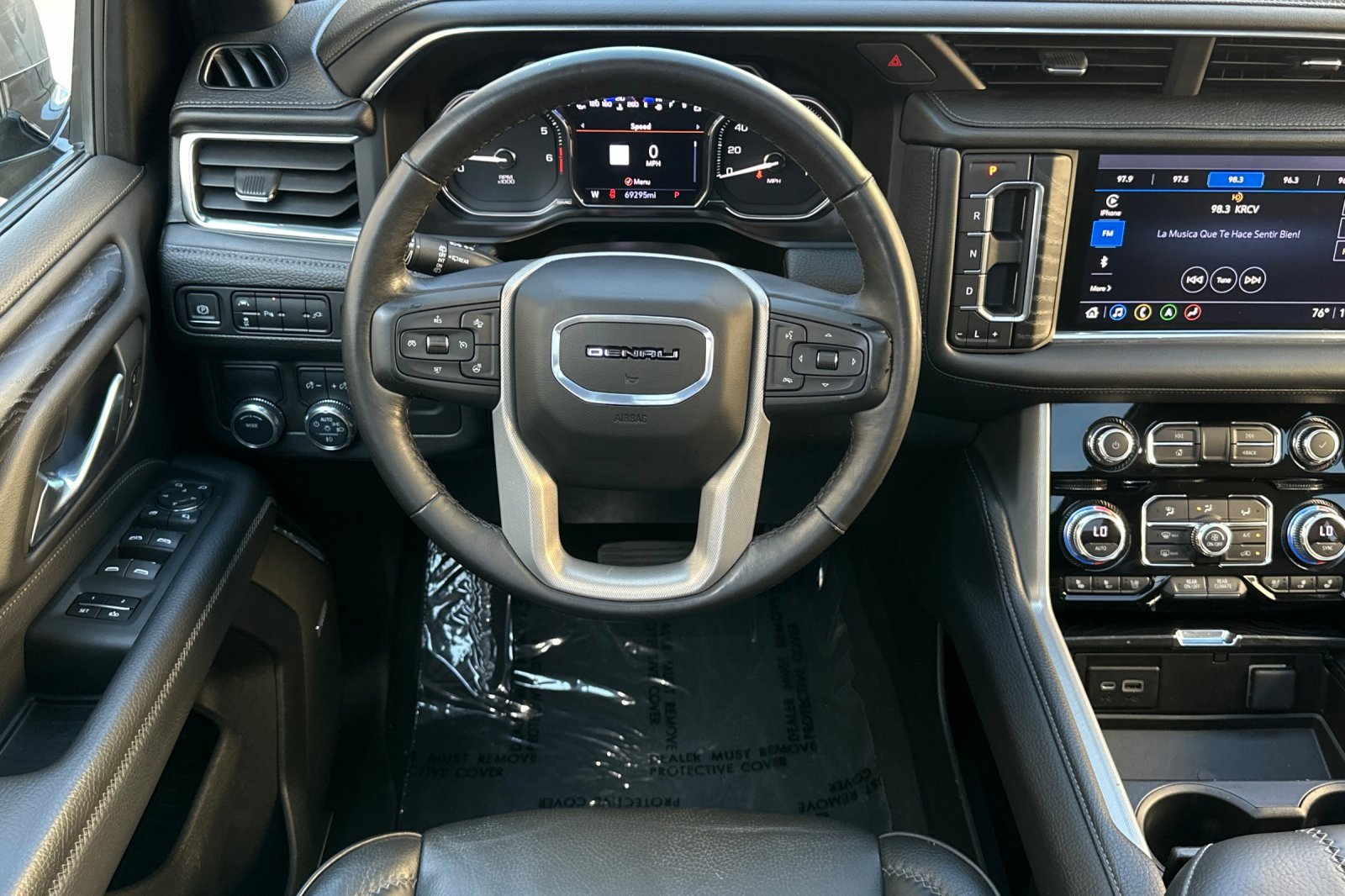 Used 2021 GMC Yukon XL Denali w/ LPO, Illumination Package image 15